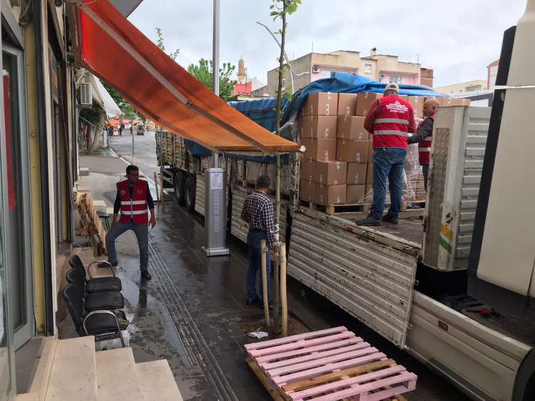 Çınar Belediyesi’nden Ramazan Kolisi Yardımı 